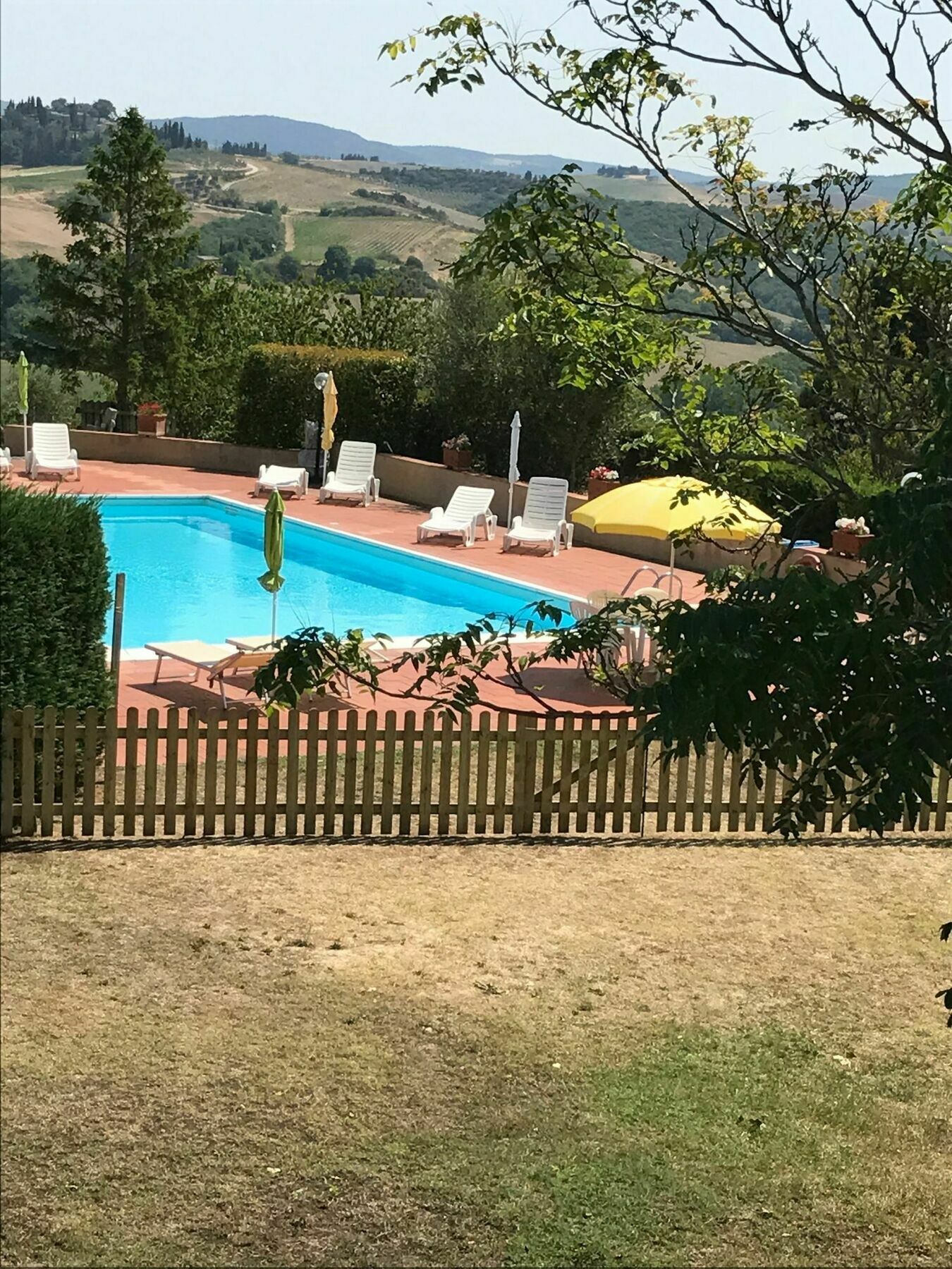 La Canonica San Giovanni dʼAsso المظهر الخارجي الصورة